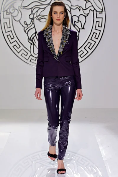 Look 44